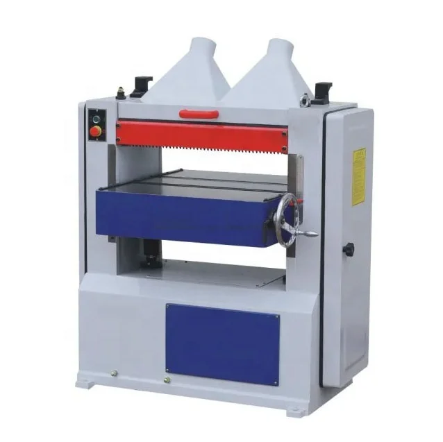 Строгальный станок для деревообработки с винтовой режущей головкой