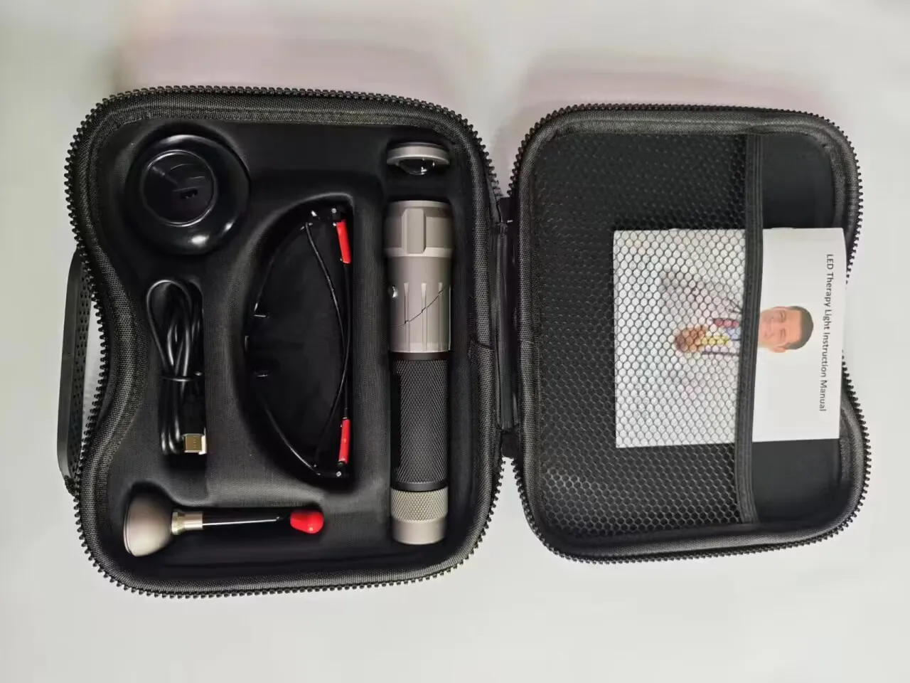 Professional custom multifunction therapy torch pain relief 3-in-1 portablere chargeable red infrared light therapy torch