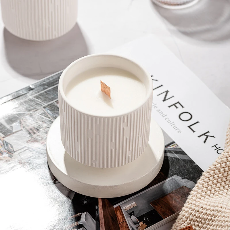 Design sense ceramic cup candle with elegant fragrance Gardenia in Memory scented candles