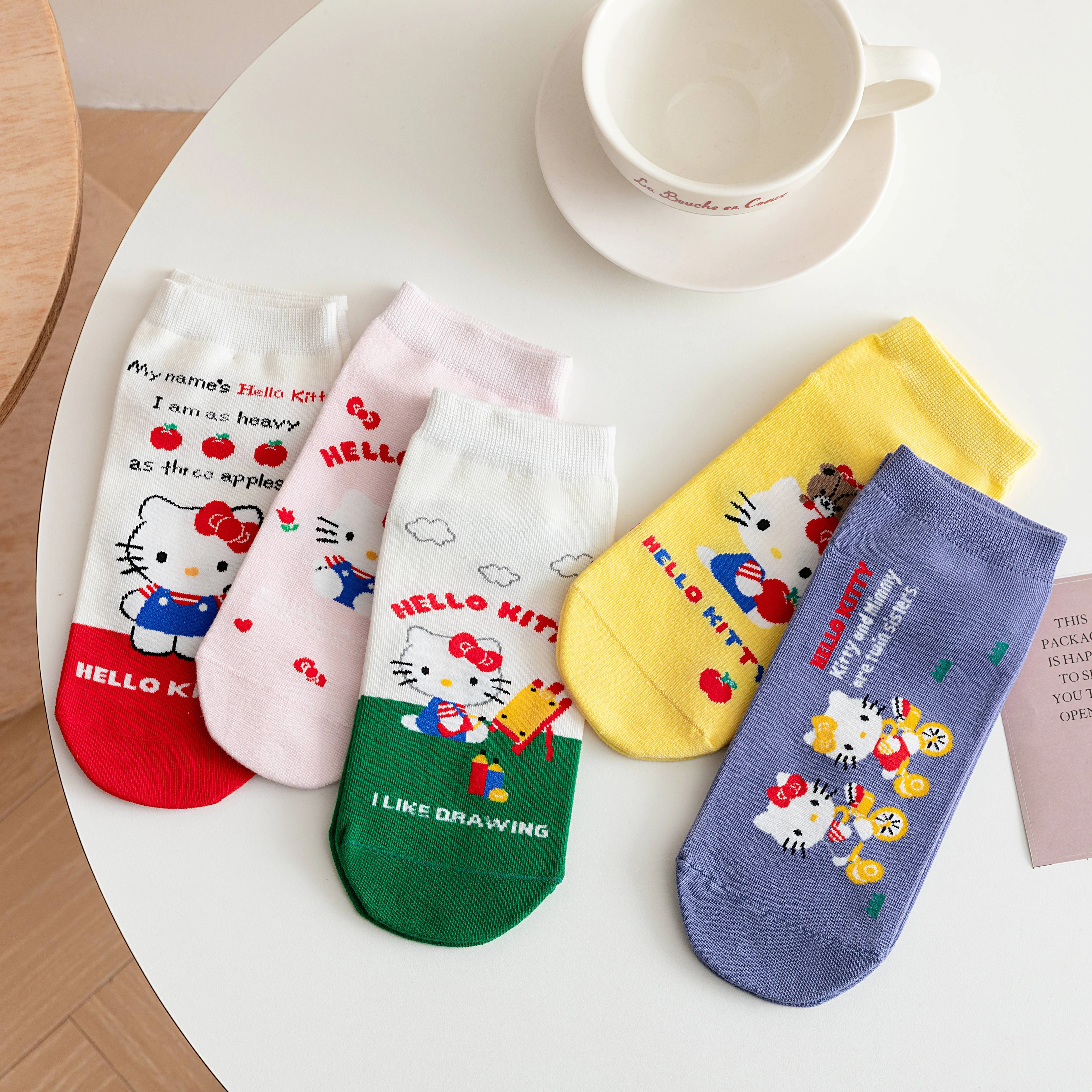 Wholesale Cute Kitty KT Cat Socks for Girls Japanese Shallow Invisible Cotton Boat Socks for Women Cute Cartoon Design
