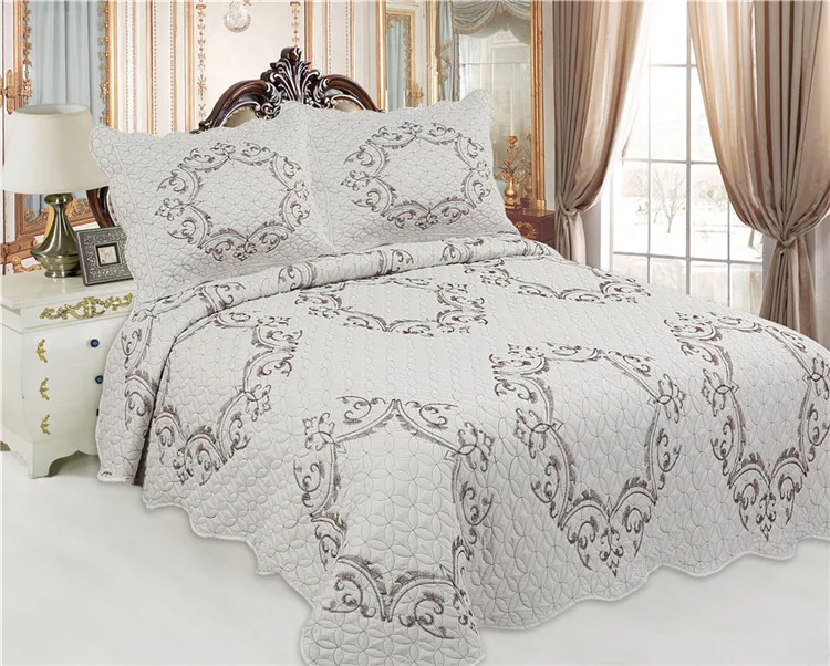 White Quilts Pujiang Embroidery Dropshipping Elegant Bedspread Set China 3pcs Set Bedding Sets Stitchinig Quilt Colcha