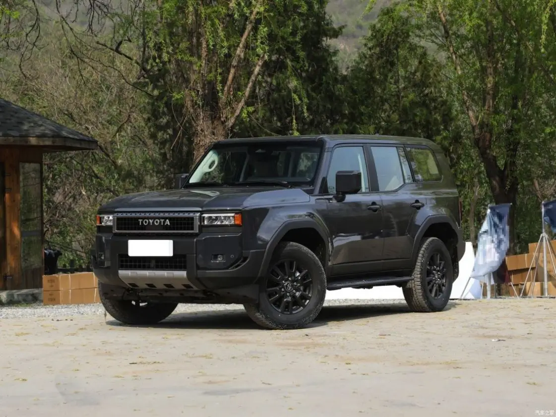 2024 Best Price New Cars To yota Prado 2.4T To yota 6 Seater Cars Made In China