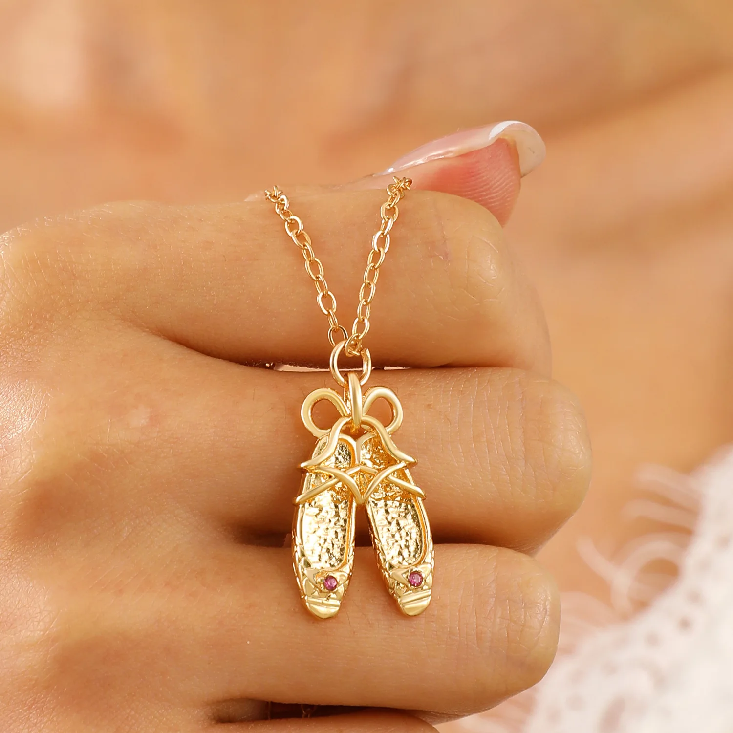 Sweet Dance Necklace Vintage Statement Dancer Princess Ballet Shoe Necklaces for Women Girl Accessories