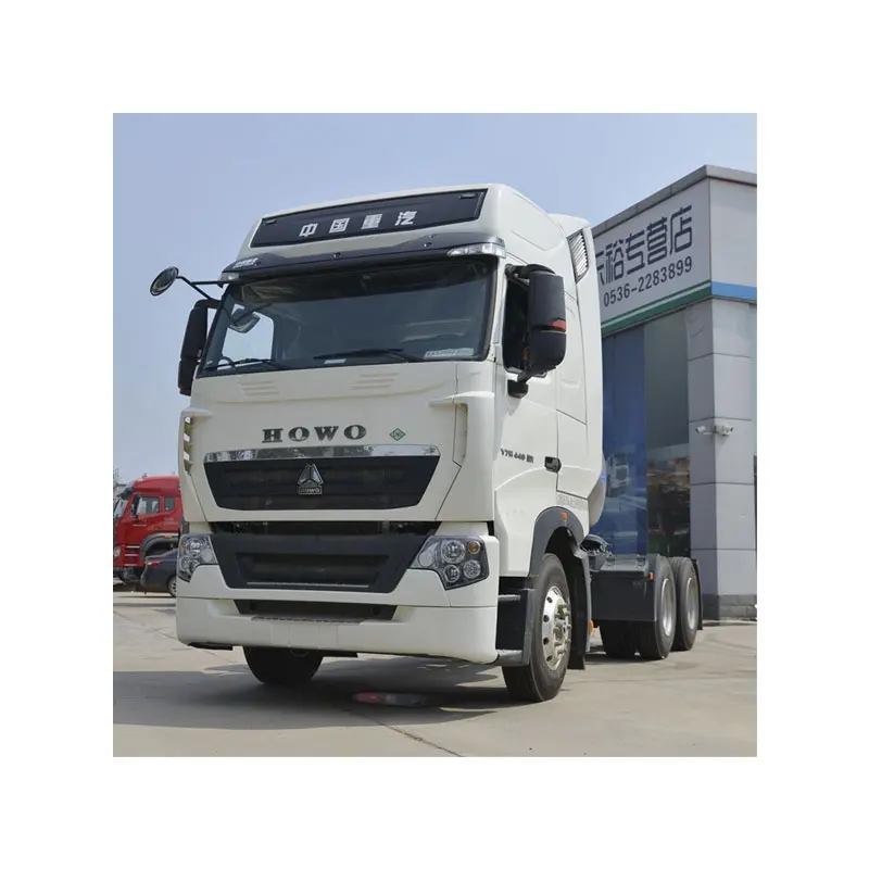 Used heavy tractor HOWO LNG CNG T7 A7 6X4 10 tires high horsepower ultra low price
