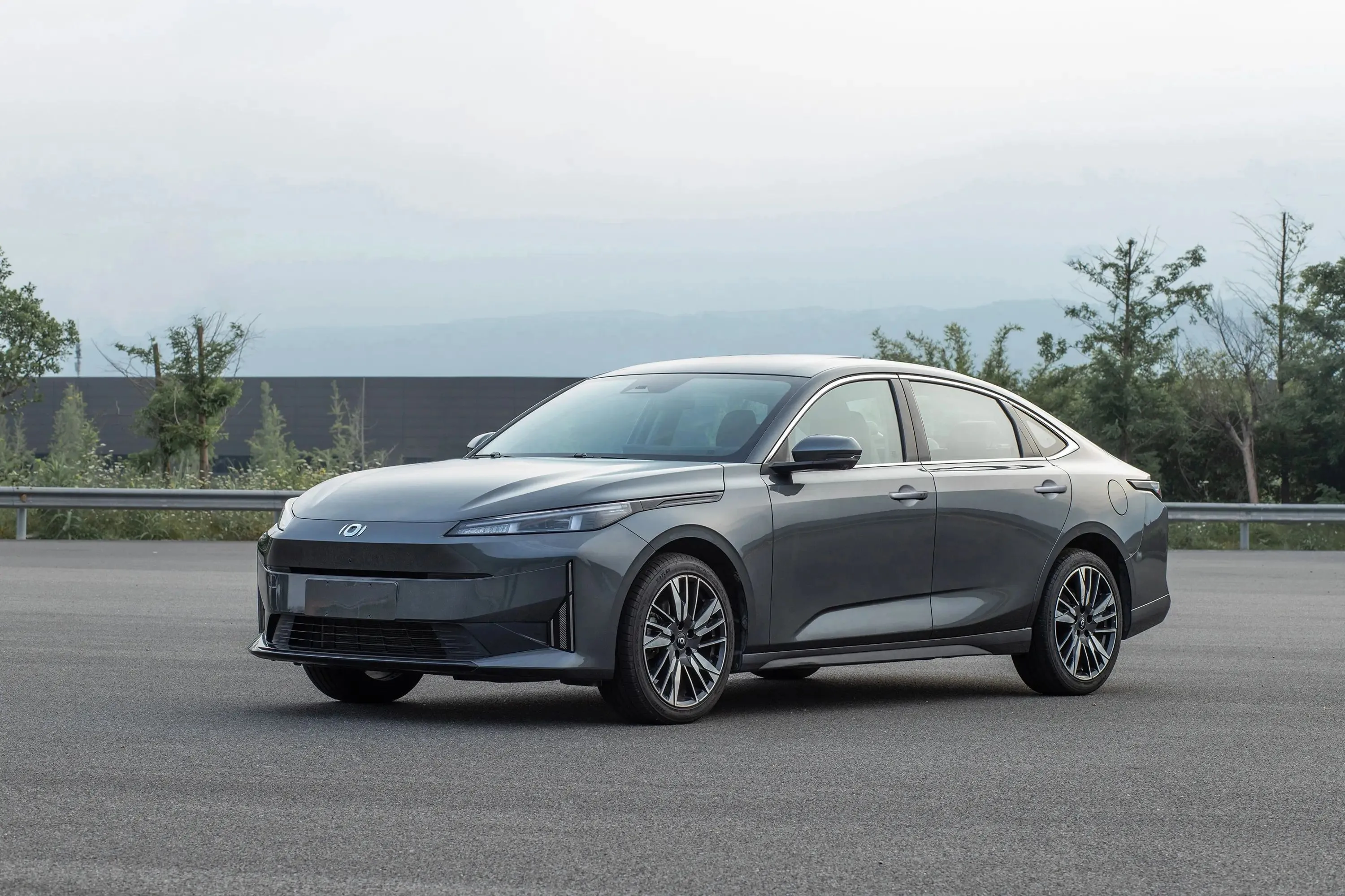 new car changan A05 compact sedan 4-door 5-seat lingxian version with high speed 185km/h WLTC 1.92L/km