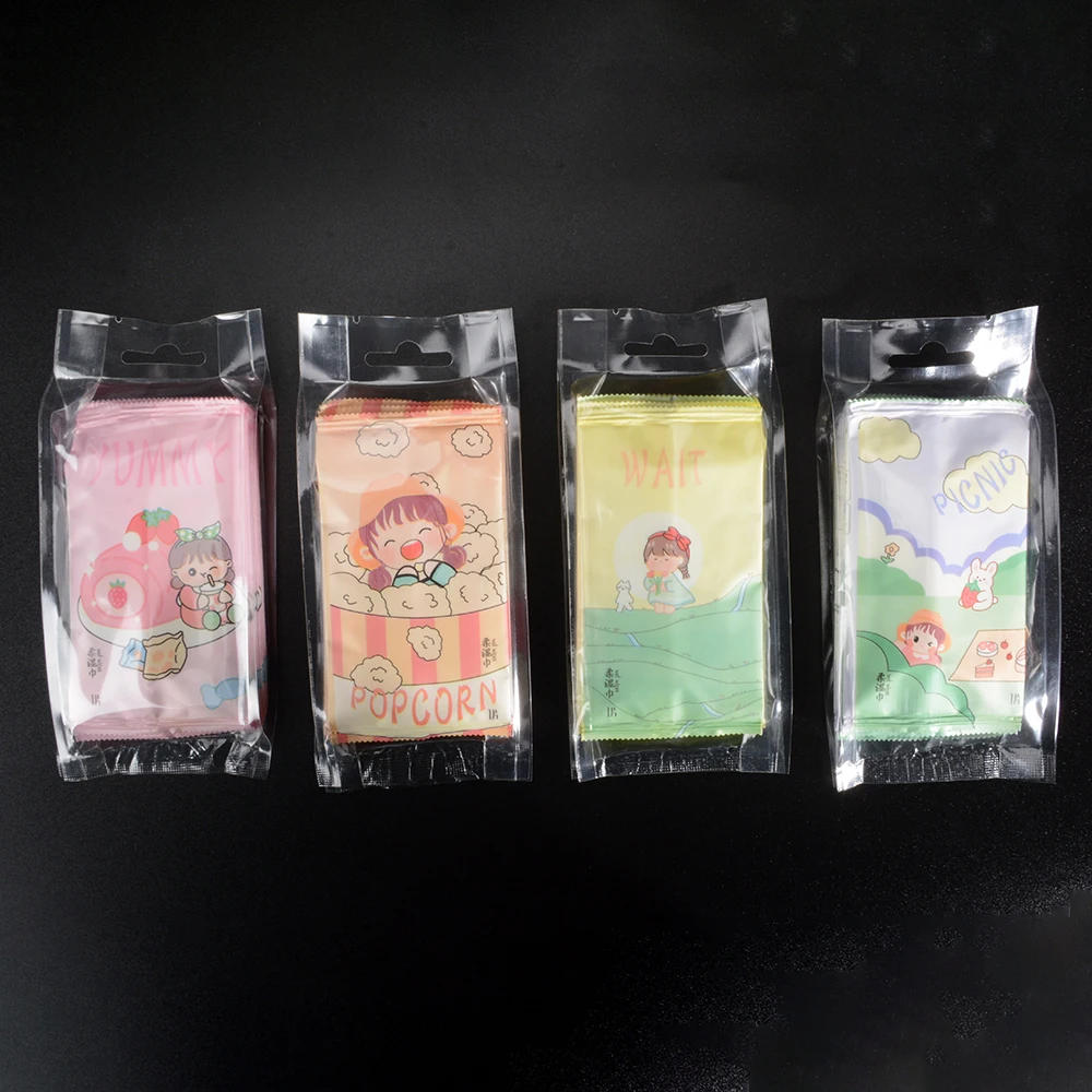 Free Sample 10PCS Packaging Design Wet Wipes Easy Carry Single Wet Wipes Manufacturer Non-woven Wet Wipe for Hand