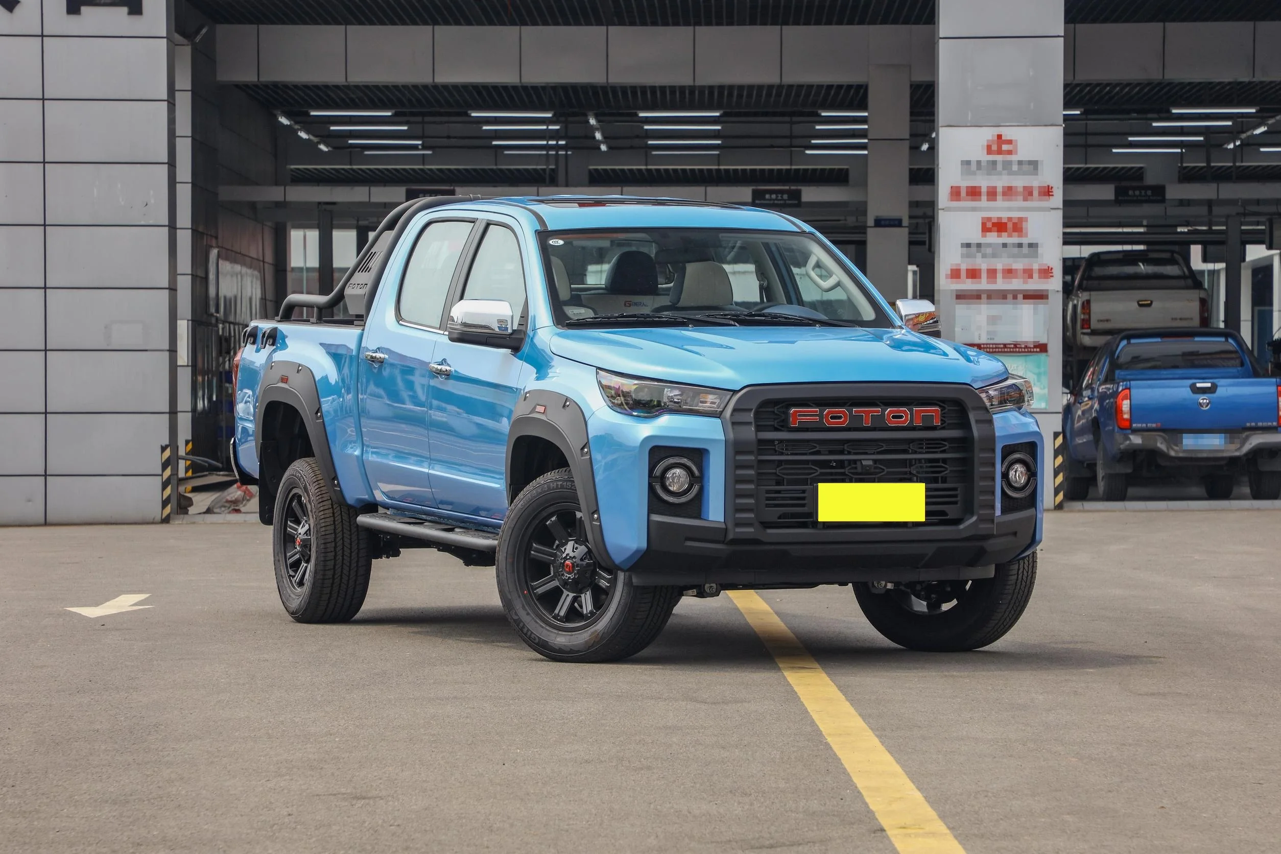 Gasoline Engine Pickup Car 2.0T 6 wheels lorry truck Diesel Automatic 2wd Two-drive Pickup Car for sale