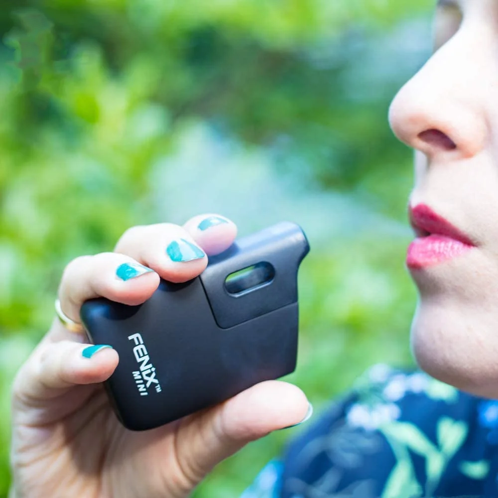 
Original Fenix Mini Black Edition Vaporiser for Herbs Resins Genuine convection e-cigarette Elegant design in black 