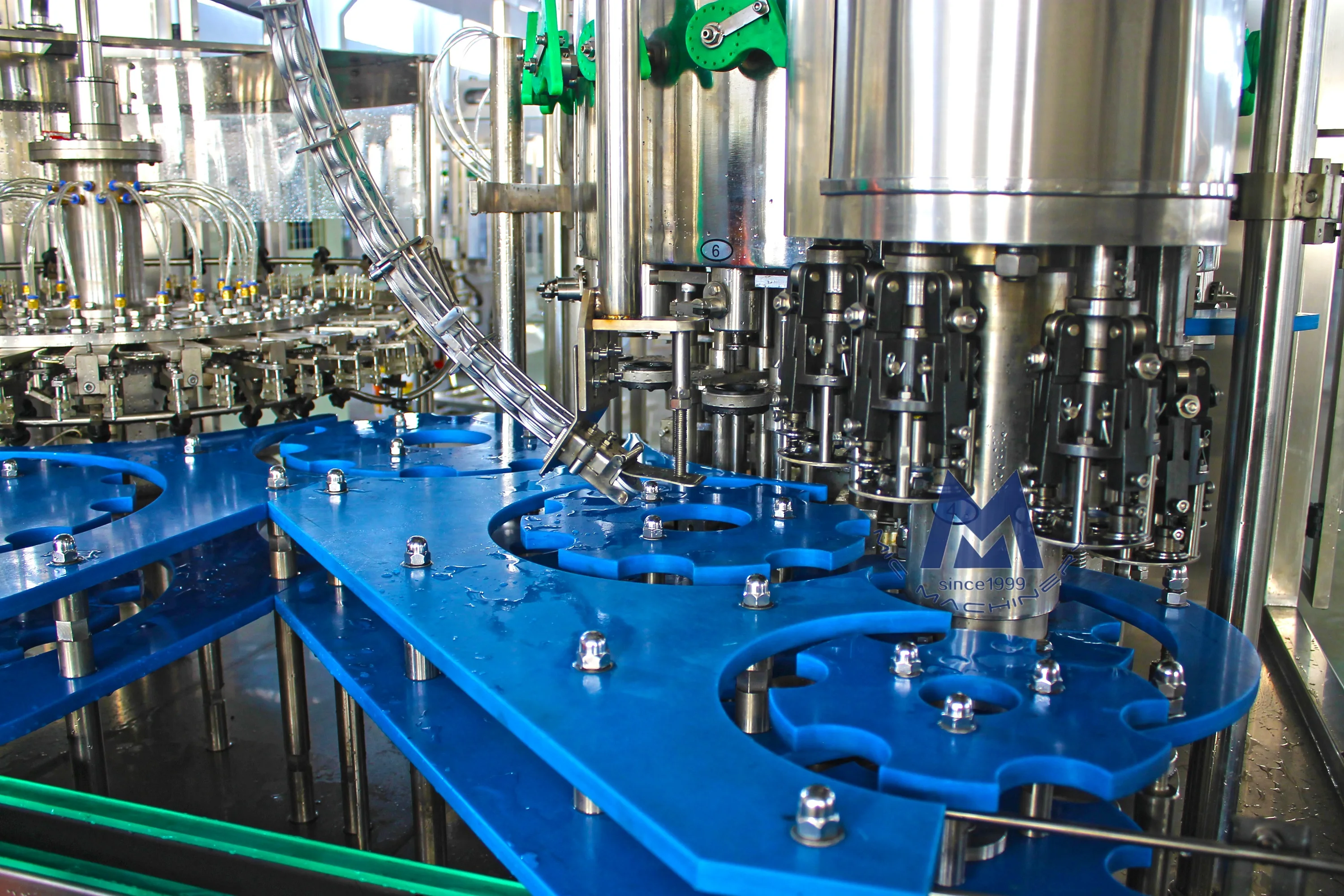 Automatic white alcohol wine alcoholic drink bottling line glass bottle vodka filling machine