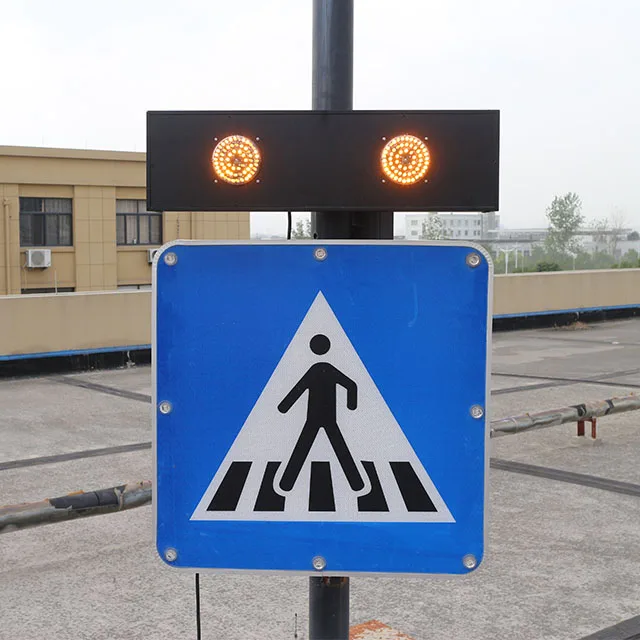 EN12352 12V/24V l2 l8 Class Truck PC Lamp Flashing Roadway Safety Led Round Lamps European Traffic Directional Signal Light