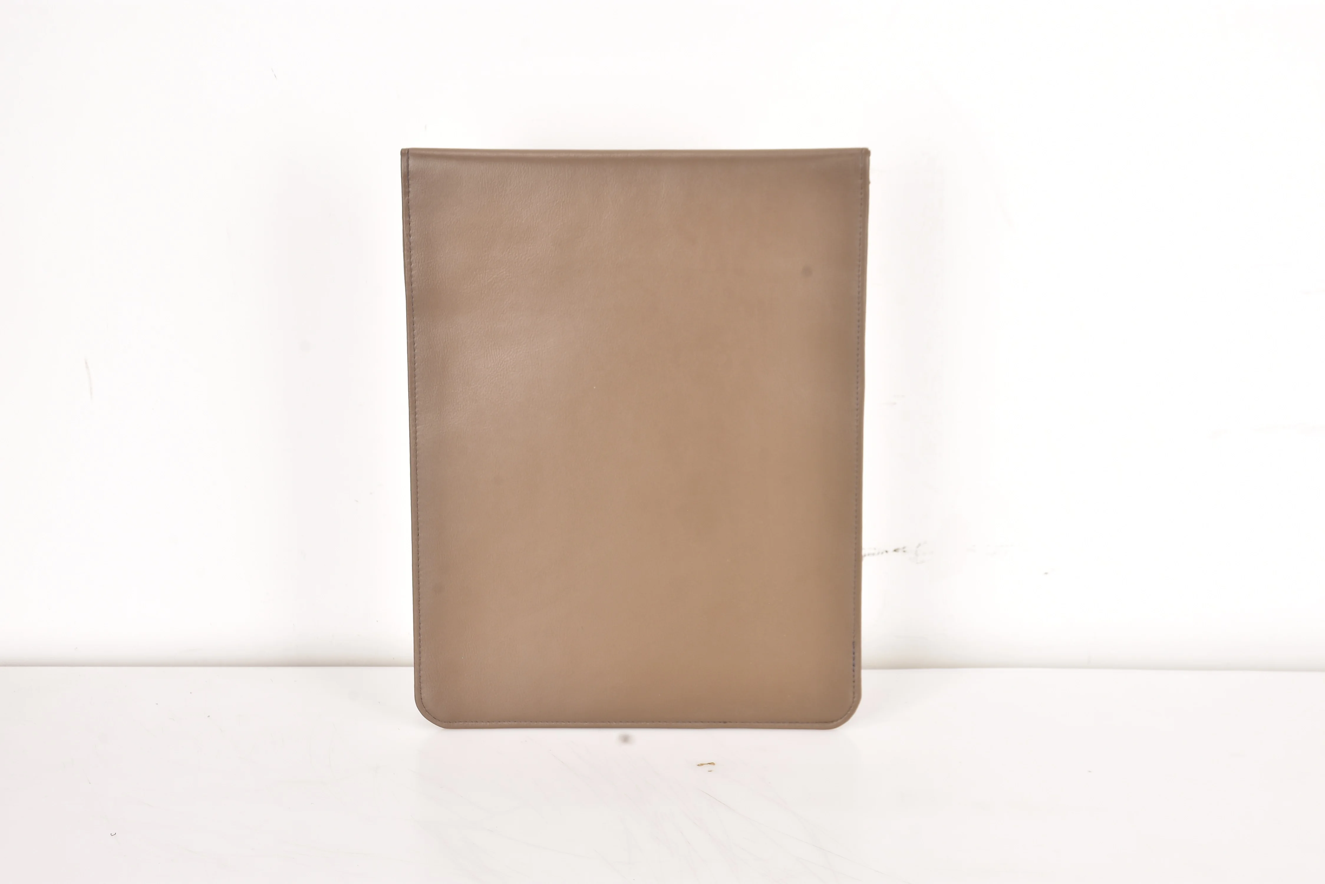 Faraday Bags for iPad, Leather Surface, Multiple Ways to Carry, Signal Blocking Pouch, GPS/RFID Shield Phone Sleeve