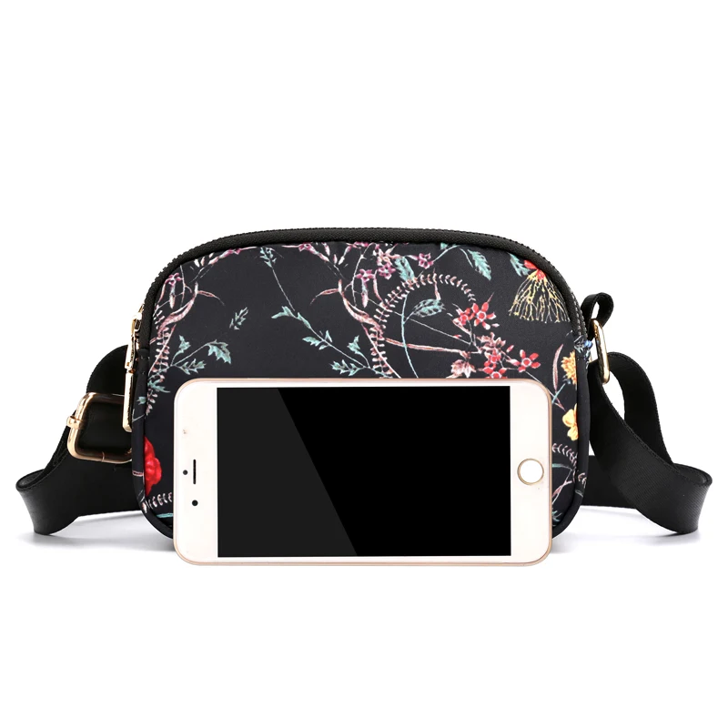 Wholesale Casual Outdoor Versatile Women  Mini  Messenger Bag Waterproof Nylon Tote Handbags Shoulder Bag