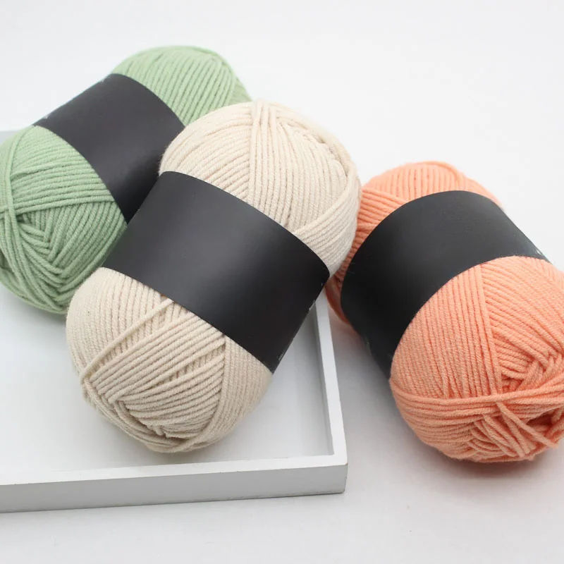Factory OEM crochet double knitting crocheting  50g  4ply Milk cotton yarn