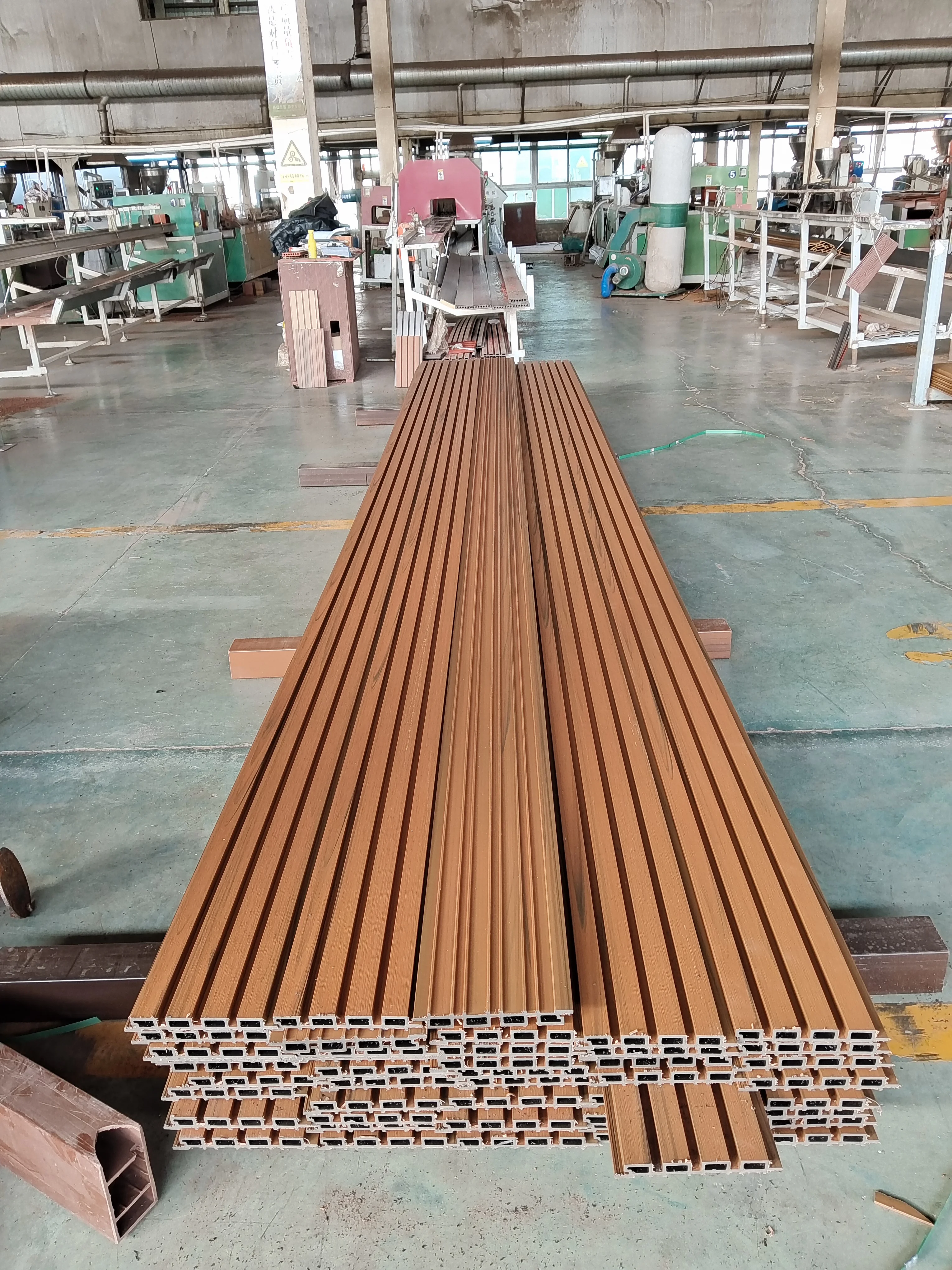 2023 new color plastic waterproof composite wood exterior wpc wall cladding panel