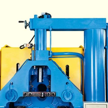 Полностью автоматическая машина для литья под давлением из цинкового сплава с горячей камерой