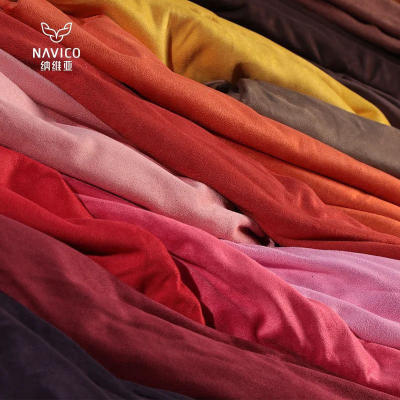 Elastic suede with a thickness of 0.9mm is used for head pillow and pillow waist