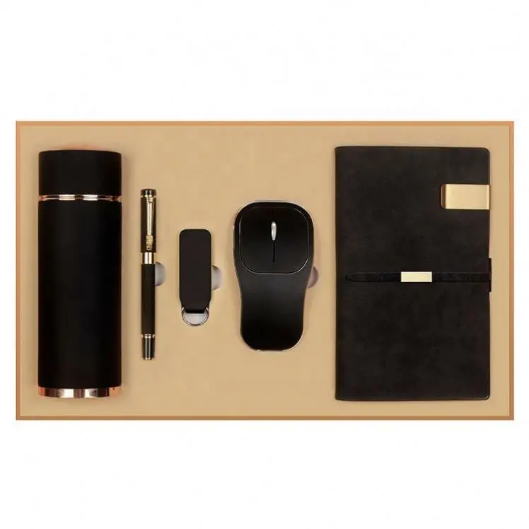 2023 New Year Creative Corporate Promotional Giveaways Gift Set Items Custom Giveaways