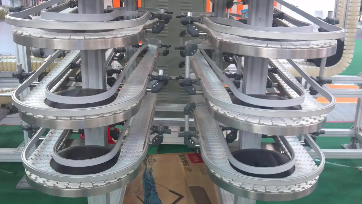 Spiral Buffer Tower Flexible Chain Conveyor System for Beverage Industry
