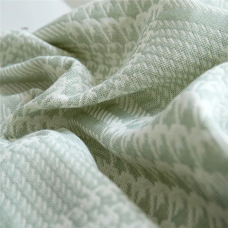 Manufacturers wholesale bamboo fiber cover blanket digital woven blanket summer cool feeling breathable cool feeling blanket
