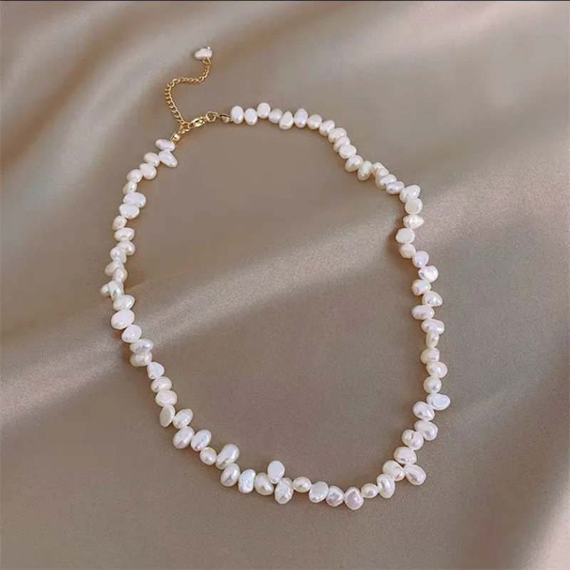
Irregular Natural Pearl Necklace For Women INS Short Collarbone Choker Pearl Bracelet 