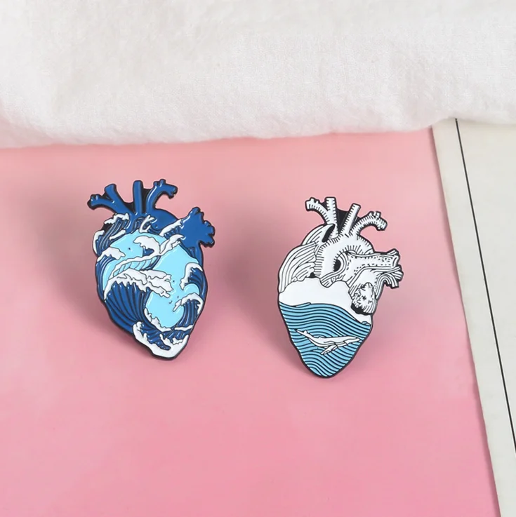 Wholesale Blue Wave Whale Brooch Zinc Alloy High Grade Soft Enamel Heart Brooch Cowboy Enamel Lapel Pin