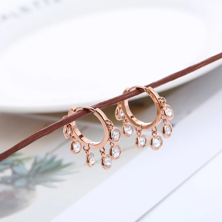 2019 New Arrival Fashion Classic Small Pearl Tassel Earrings  Women Dangle Earrings Female Korean Jewelry