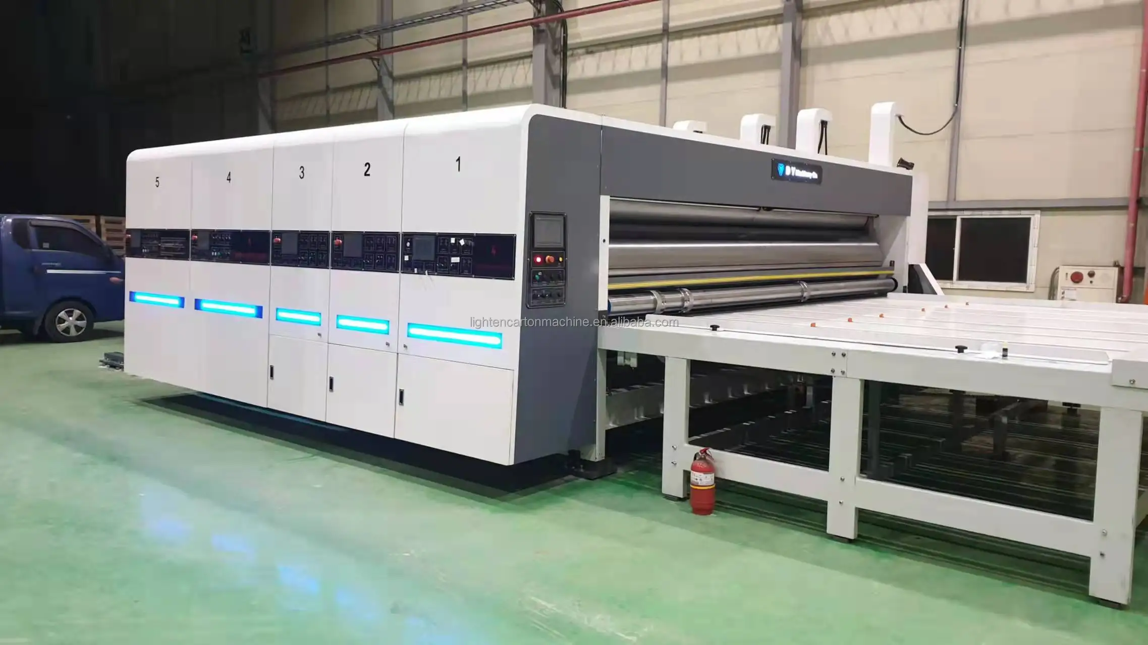 Semi automatic flexo 4 colors printing slotting and die cutting machine cardboard box  making machine Cangzhou cartoon machinery