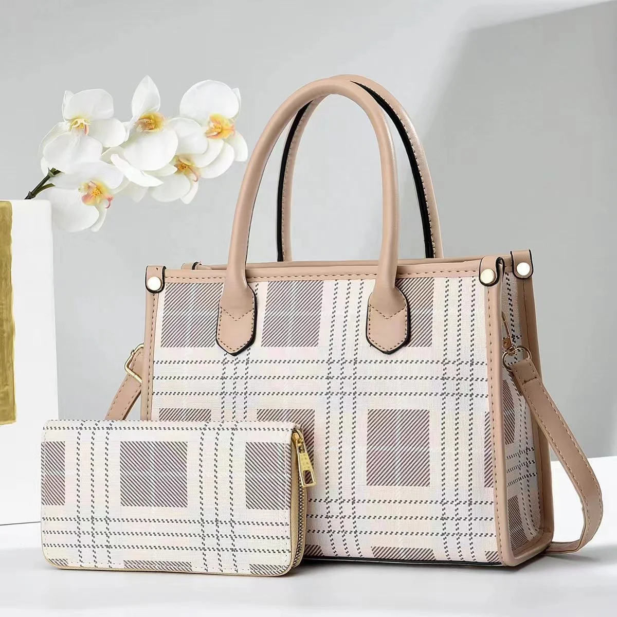 New one-shoulder ladies atmosphere ladies crossbody bag manufacturers all match mother bag summer fashion handbag