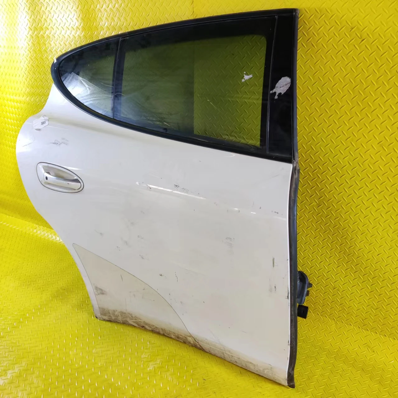 Suitable for Porsche Paramela 970 right rear door assembly genuine used parts (1600662934216)