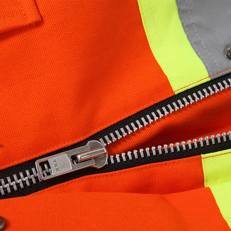 Warm and secure reflective cotton canvas work jacket
