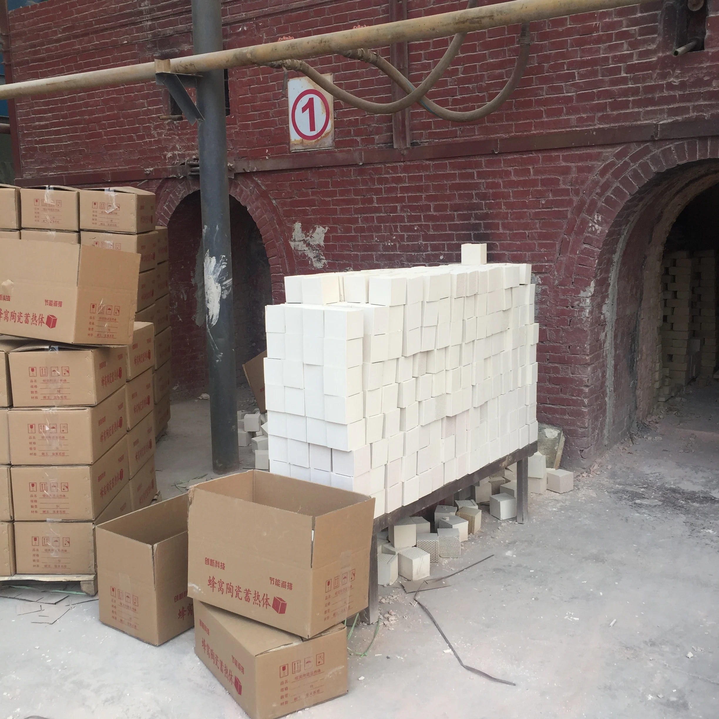 Dense Mullite Honeycomb Ceramic Refractory Brick for Heat Exchanger Regenerator