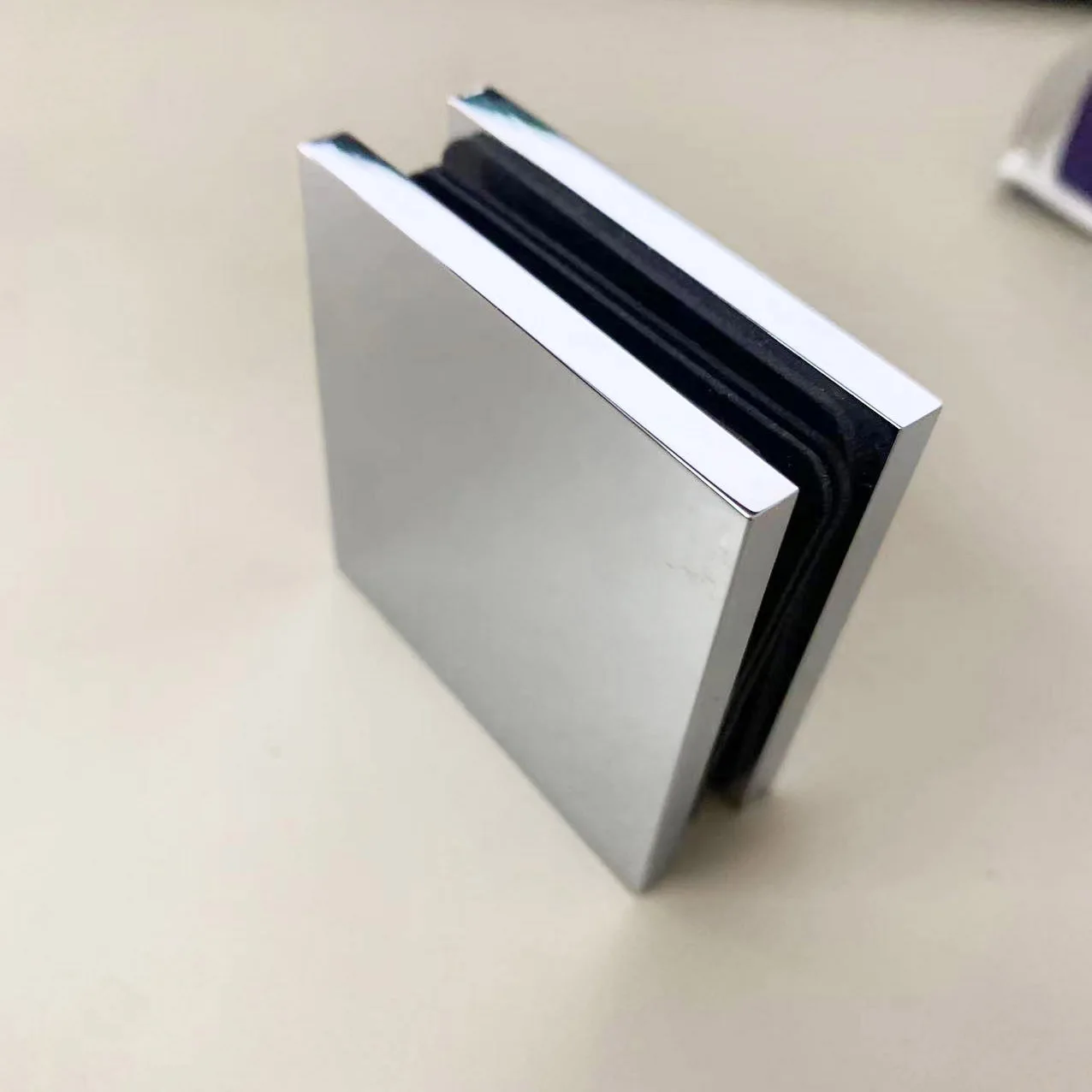 Condibe wall mounting shower door glass clips