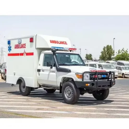 Первоначально использованная машина скорой помощи TOYOTA 4.2D
