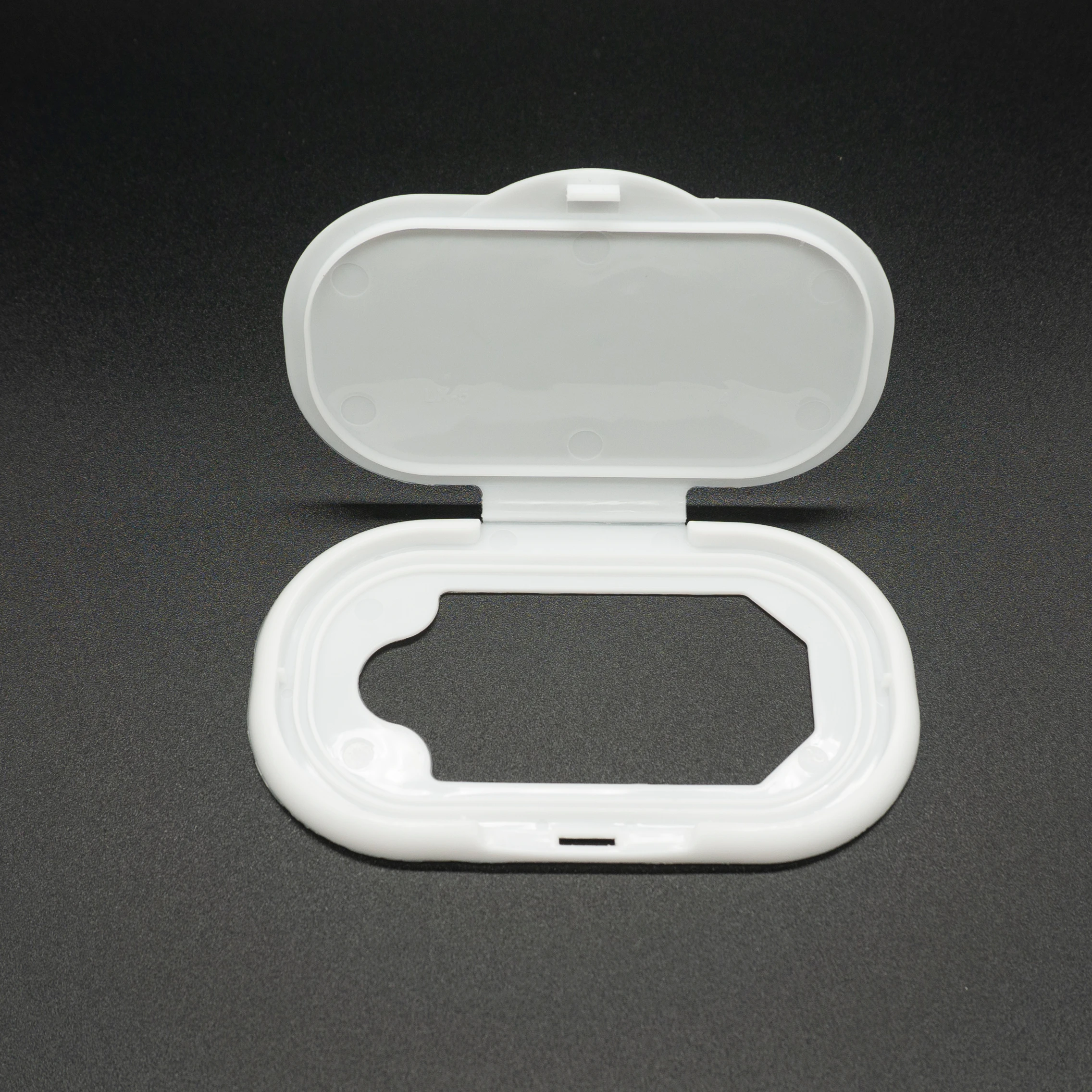 Pp Plastic Flip Wet Tissue Cover Makeup Remover Wipes Lid