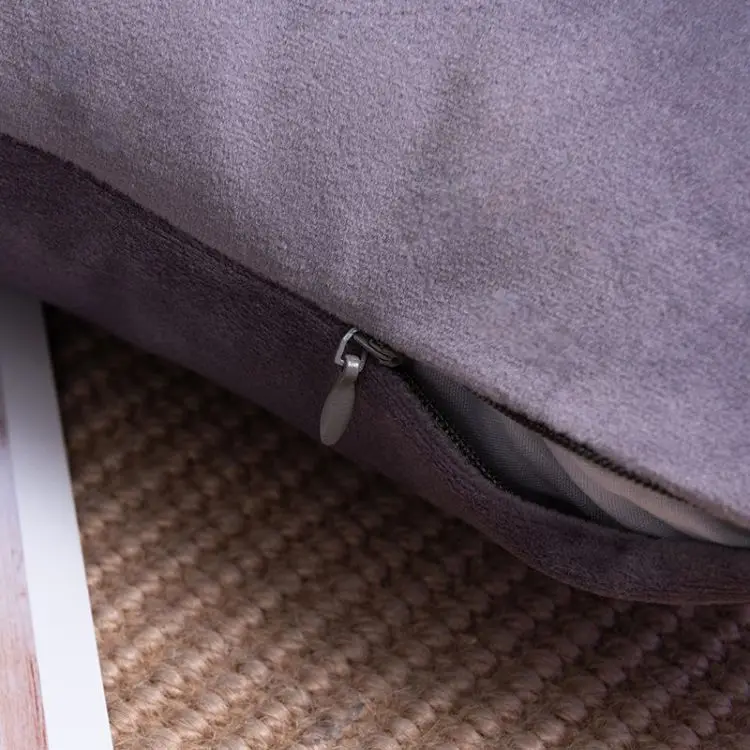 18 x 18 Inch 45 x 45 cm Custom Polyester Square Decorative Pillowcase Luxury Sofa Velvet Cushion Covers