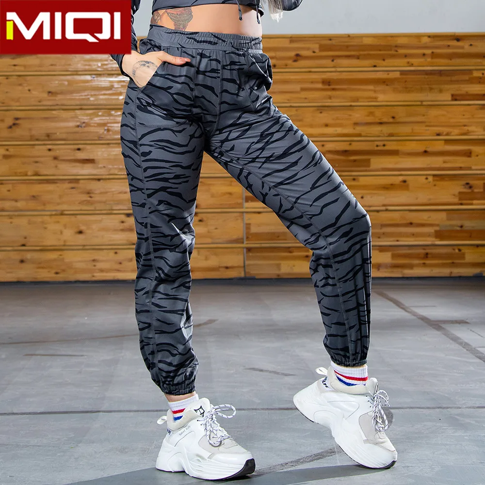 2020 New Design Wholesale fitness apparel sexy zebra print yoga sets with zebra joggers and zebra hoodie