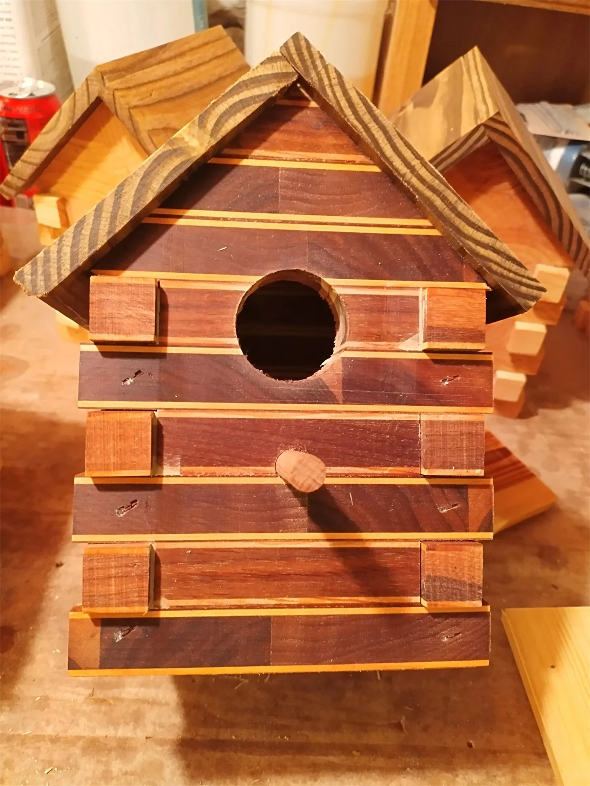 WILDMX Vintage bird house hanging in an outdoor,bird cage for breeding birds,bird cage to attract hummingbird and pheasant birds