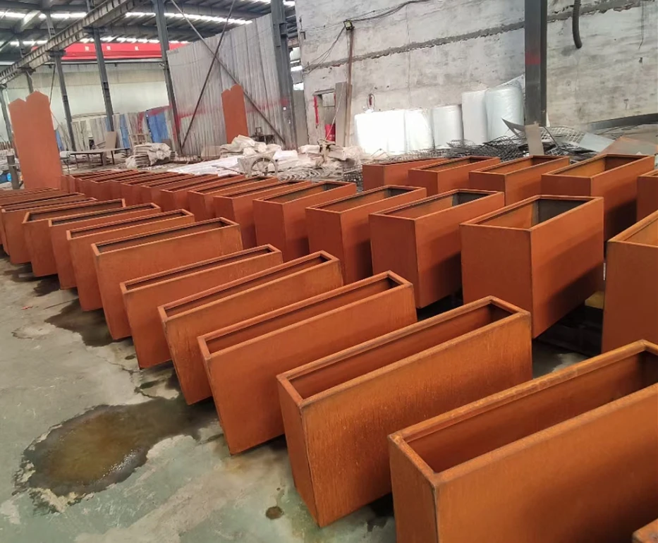 
metal iron embossed antique finishes flower pots planters 