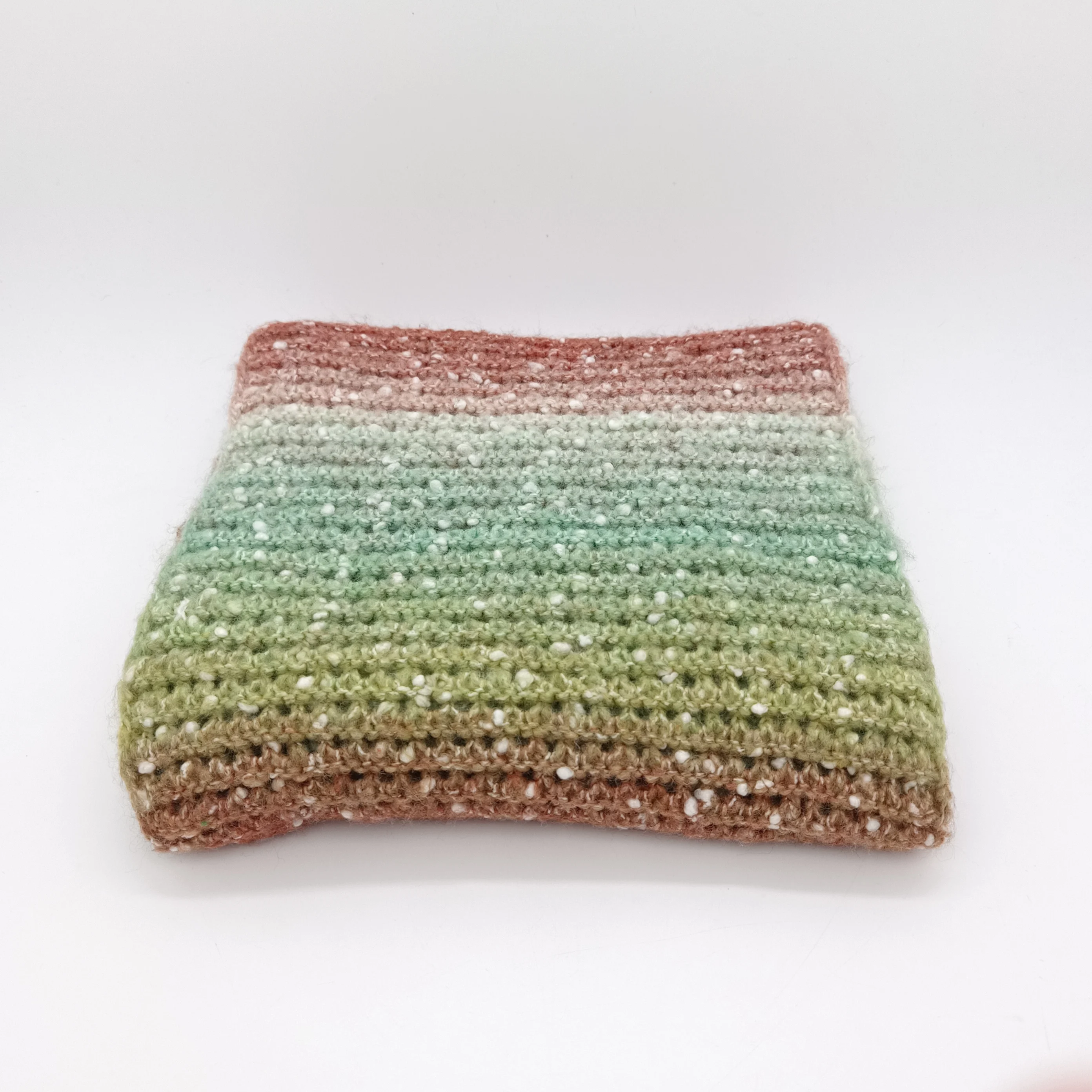 Blended Cotton Yarn with Glowing Effect Cake Luminous Fancy Yarn Hand Knitted and Woven Glow-in-the-dark Embroidered 150D YX8005