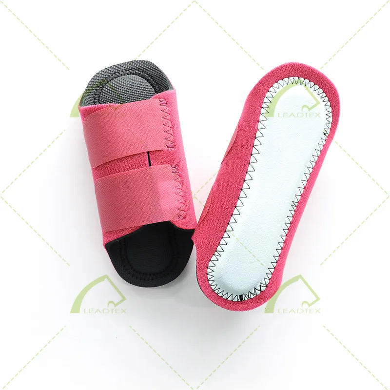 Ботинки для лошадей