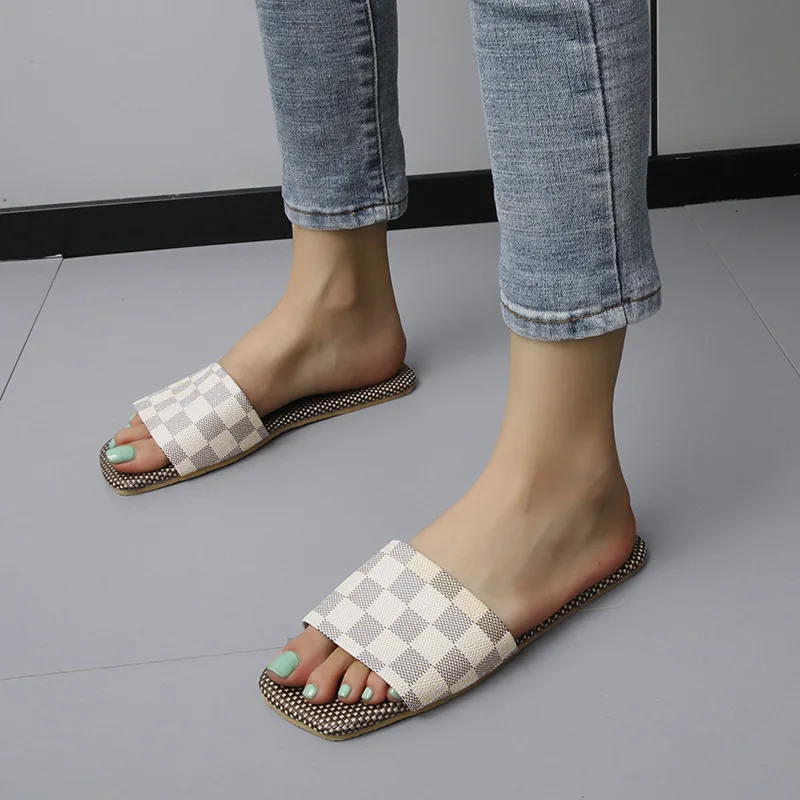 Сандалии женские в клетку босоножки на плоской подошве дизайнерские от известного бренда