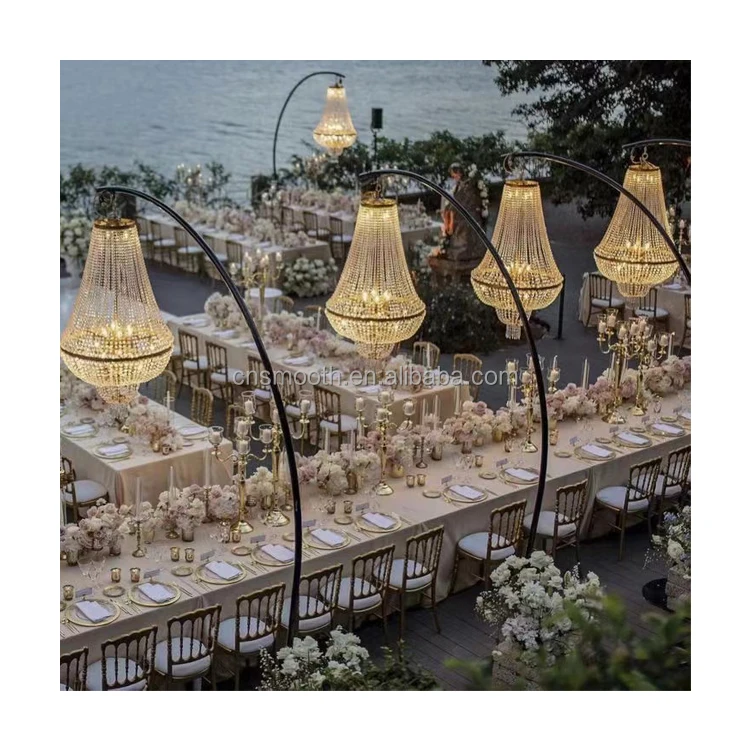 Wedding Hanging Light Chandelier Stand Frame Decoration Black Metal Crafts Backdrop Chandelier Stand With Light Half Moon