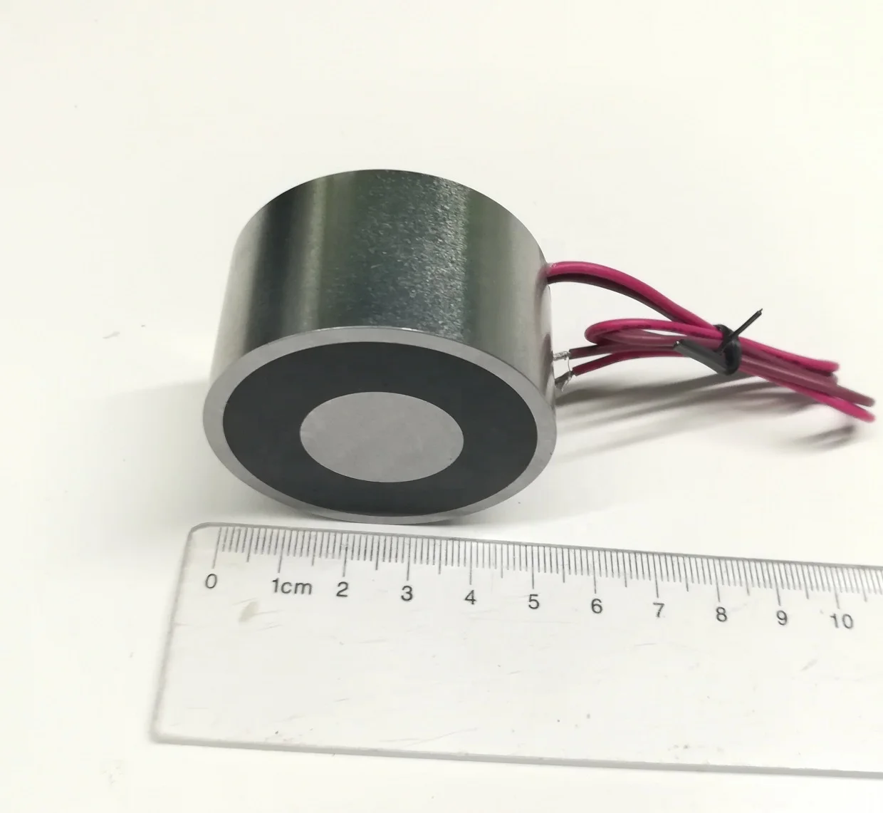 
50kgs force 12V Dc power on to release Opposite Lifting Permanent Electromagnet 