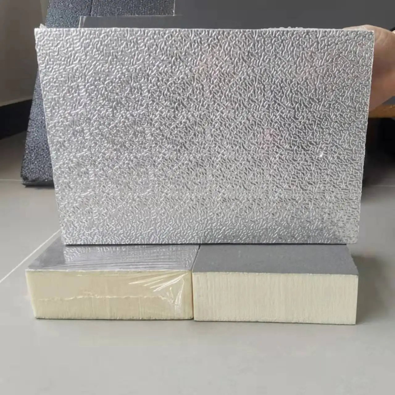 Thermal cold heat insulation building material wall roof polyisocyanurate polyurethane insulation board PIR plate