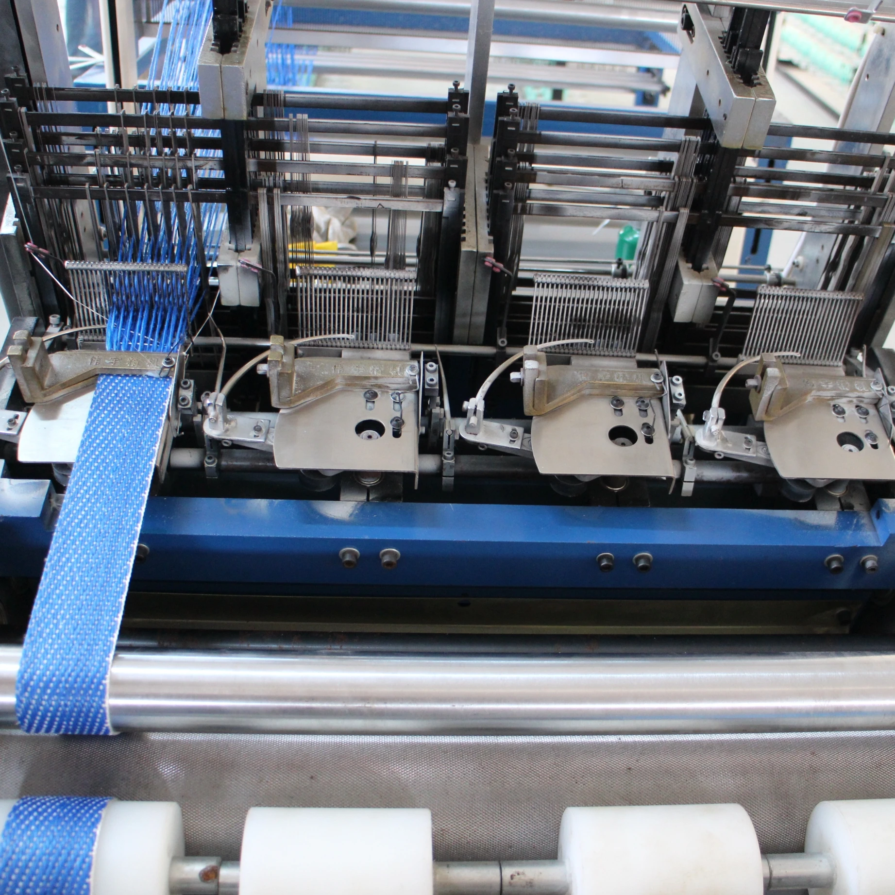 KEESTAR Model LoopWEAVE High speed FIBC Big Bag Loop Belt Needle Loom machine