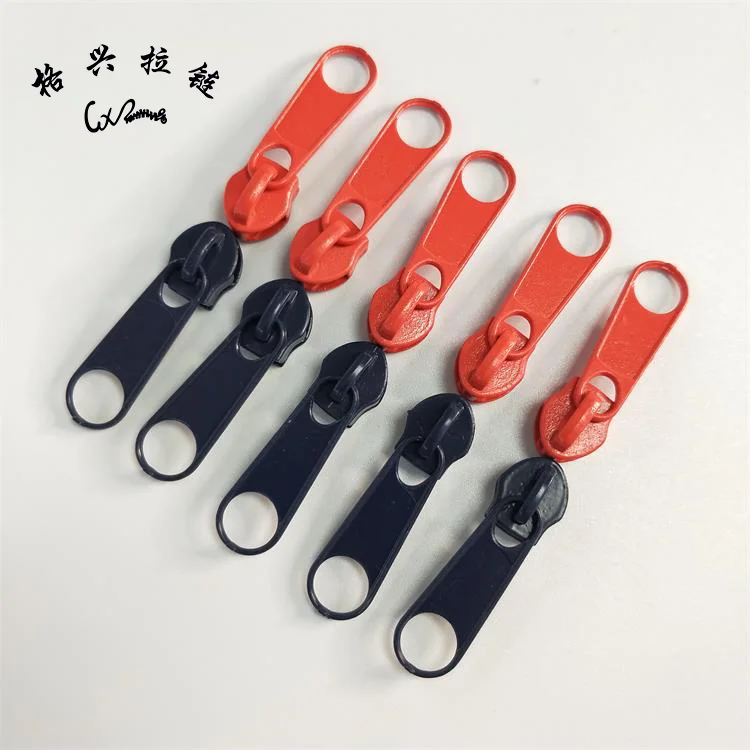 In Stock 5# Long Plate Nylon Zipper Slider