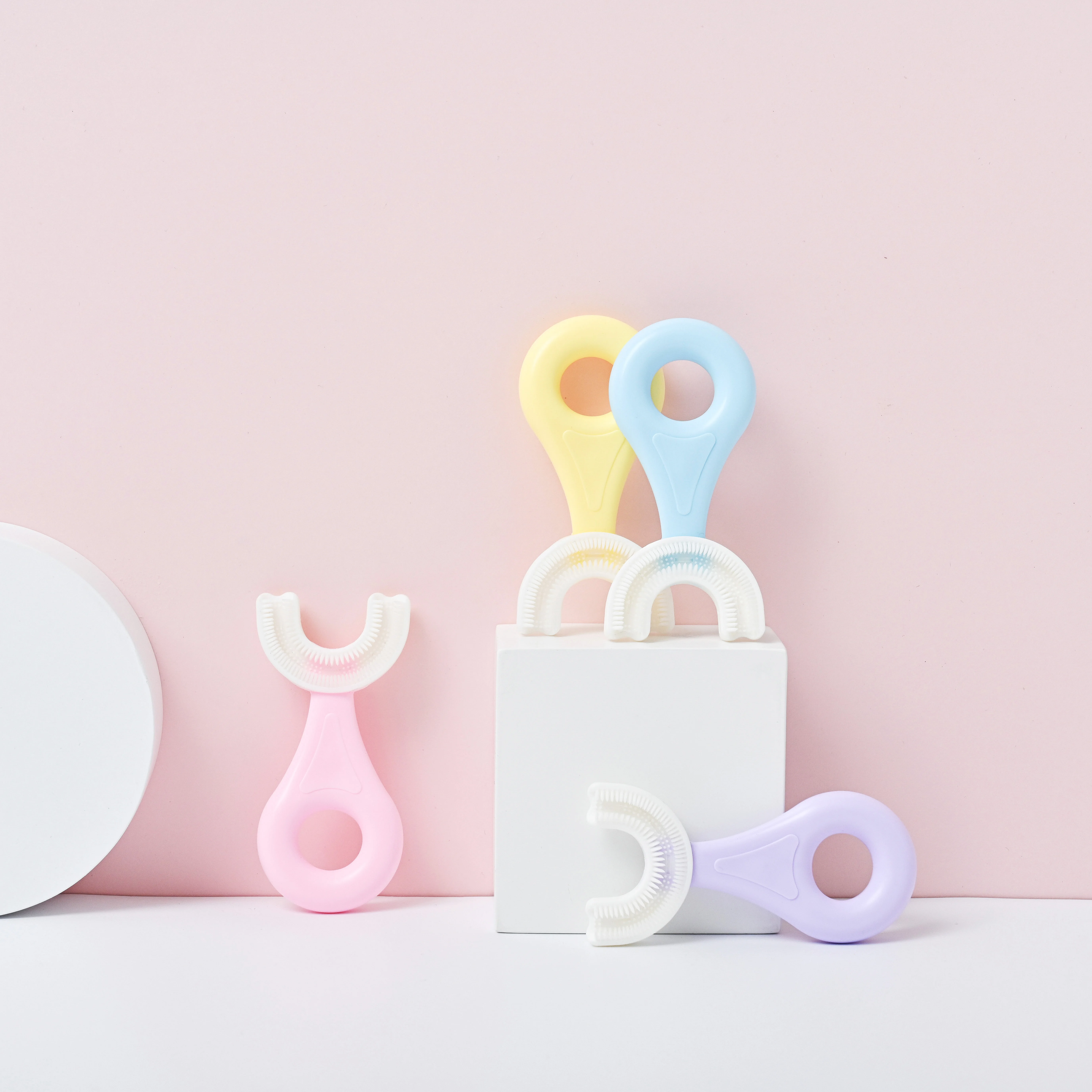 High Quality Baby U Shape Toothbrush 360 Kid Children Circle Handle Nano Extra Soft Healthy Toothbrushes