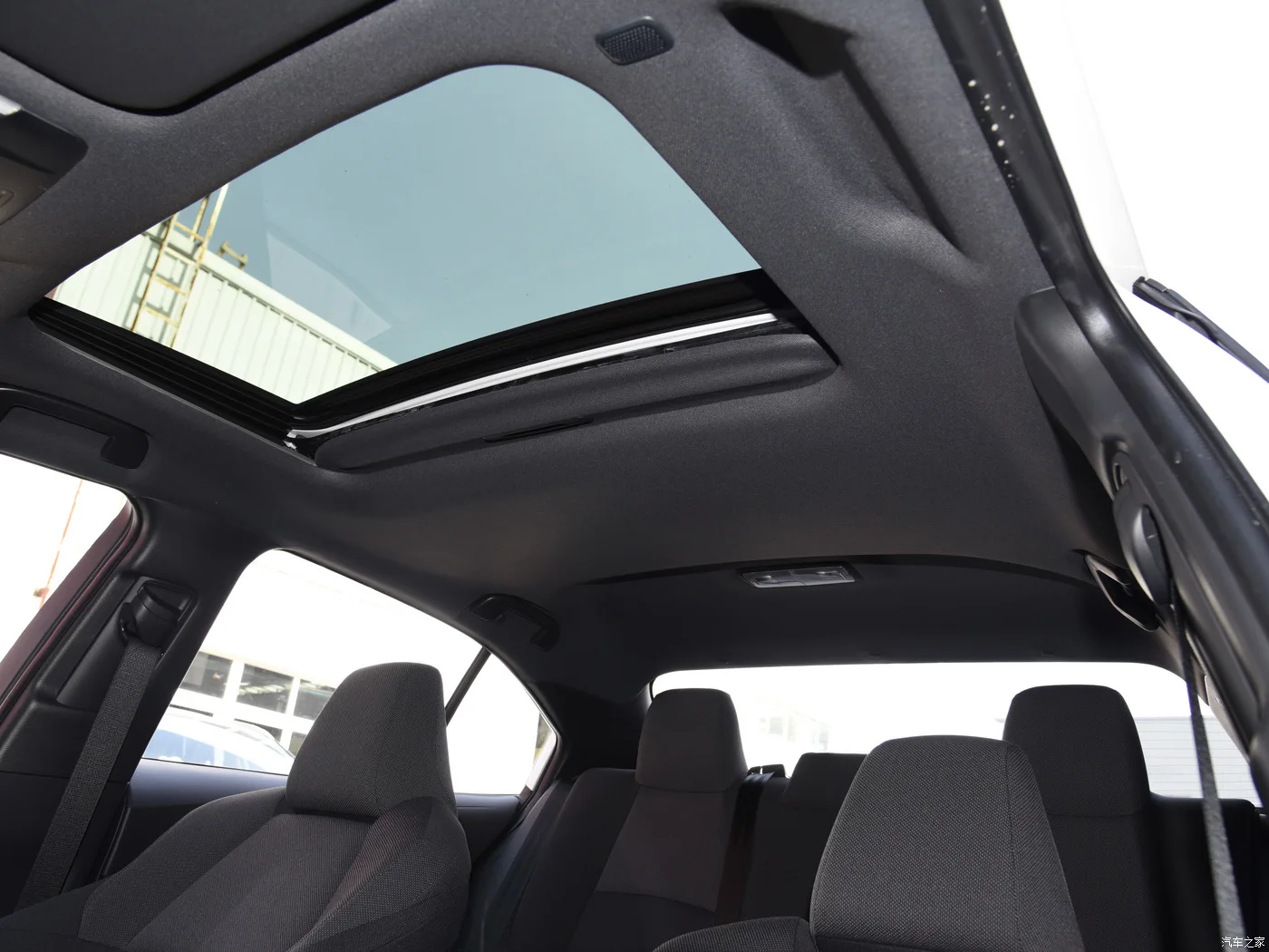 2024 Hot Selling Leiling 185T CVT Luxury Version 4-Doors 5-Seats Sedan Gasoline Car Left Steering