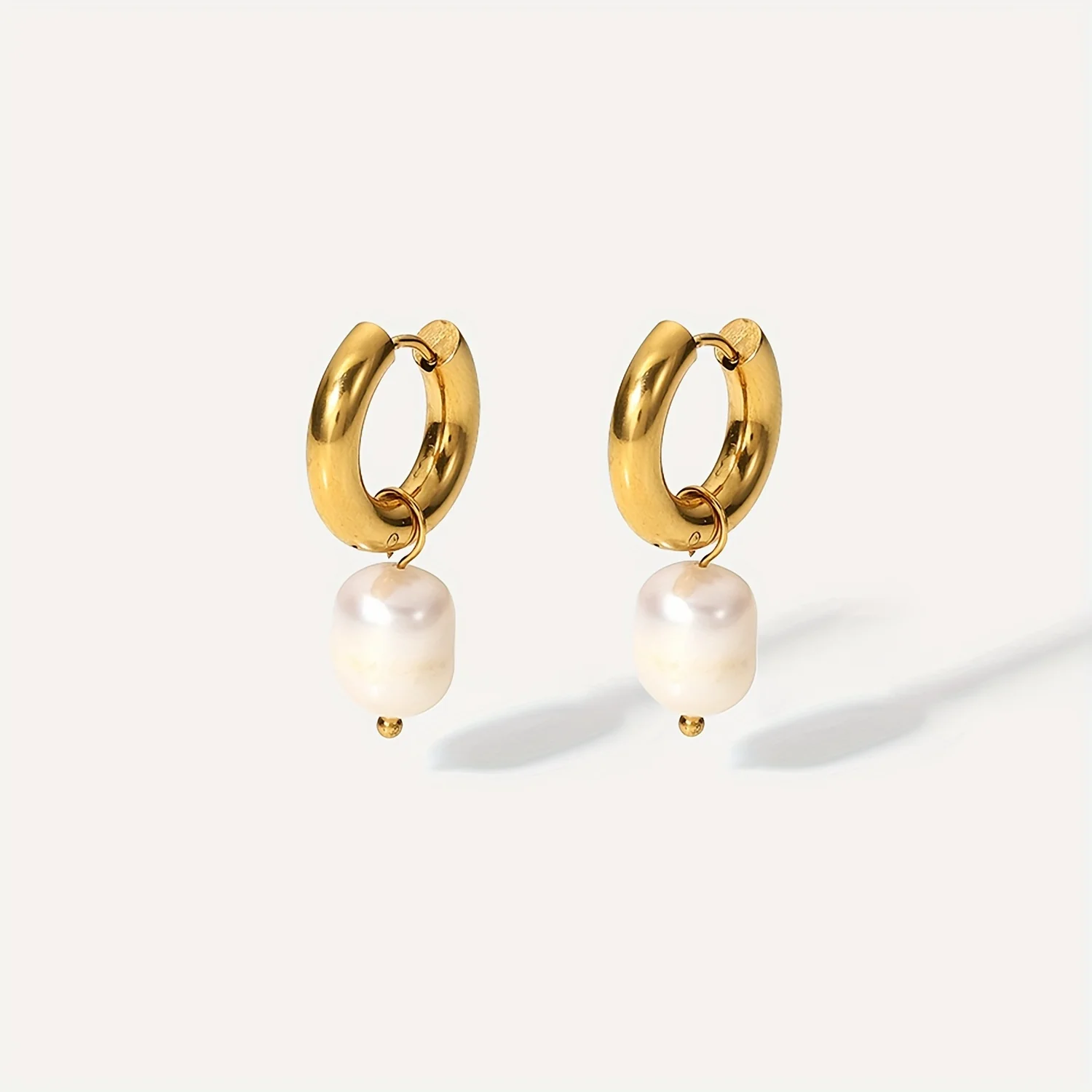 Stainless Steel Drop Earrings Freshwater Pearl Dangle Earrings Titanium Steel PVD Pearl Earring 18K Gold Stainless Steel Jewelry
