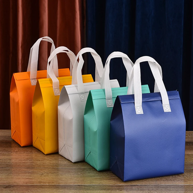 Customized Aluminum Foil Food Delivery Takeaway Bag Insulation Disposable Insulated Non Woven Cooler Bag for Cake Milk and Tea